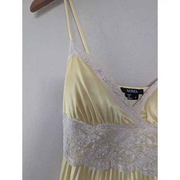 Vintage Y2K XOXO Babydoll Dress Yellow Lace Trim Pleated Slip Romantic Midi - Picture 4 of 11